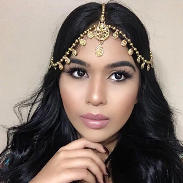 How to Look Amazing Wearing a Head Chain